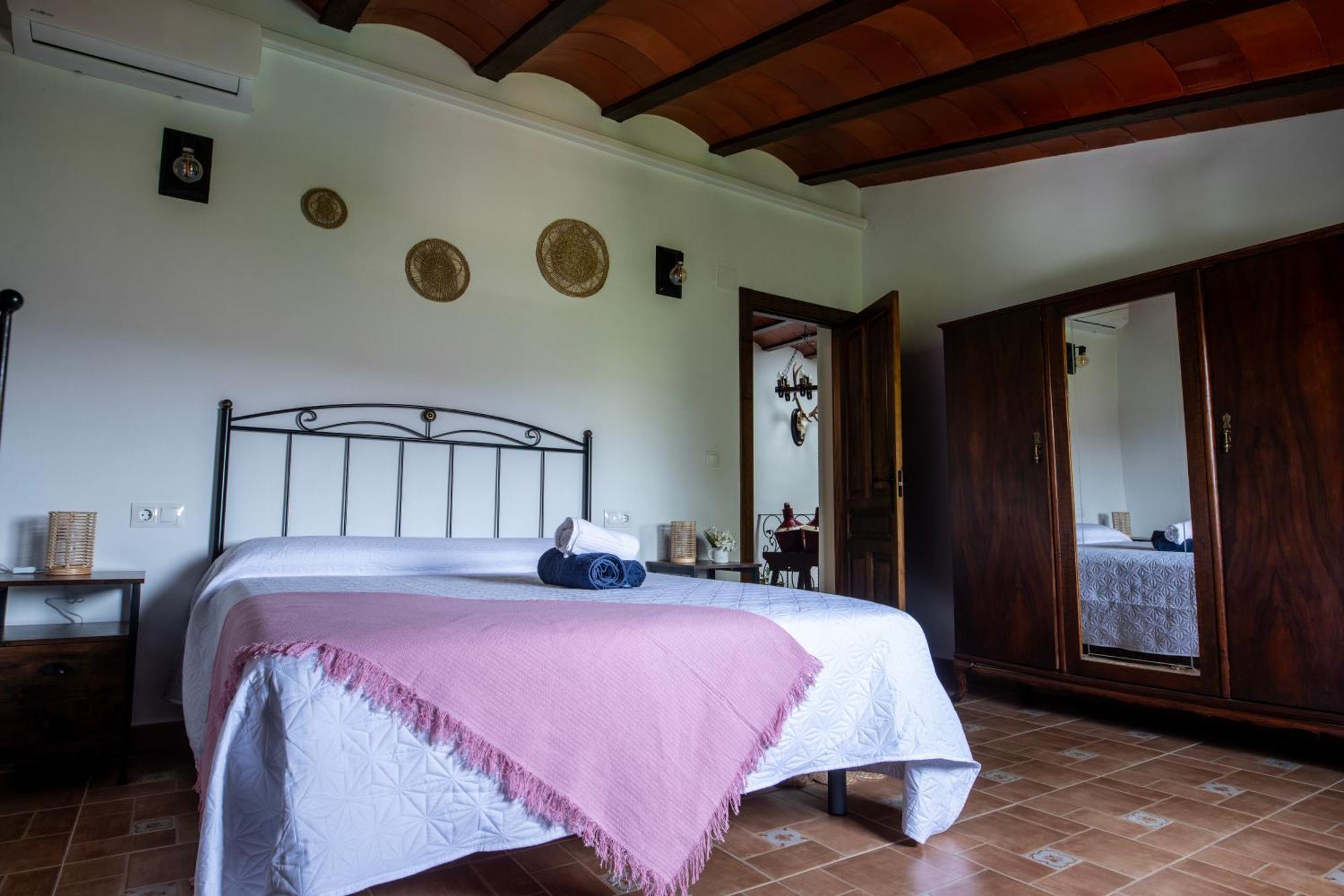 Alojamiento Turistico Loma Alta Cambil Ngoại thất bức ảnh