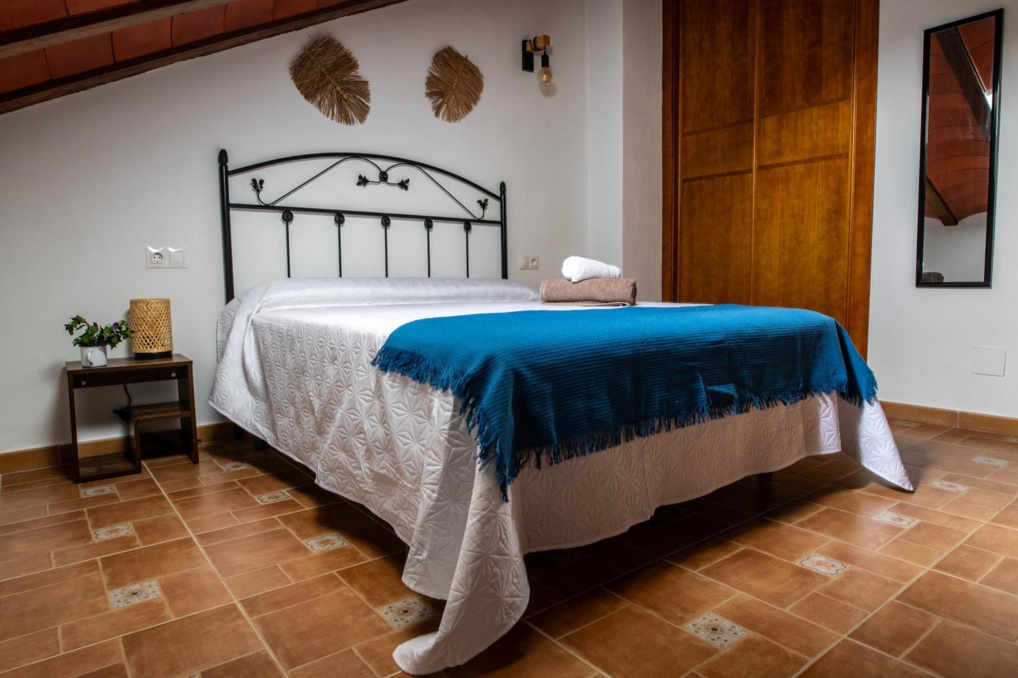 Alojamiento Turistico Loma Alta Cambil Ngoại thất bức ảnh