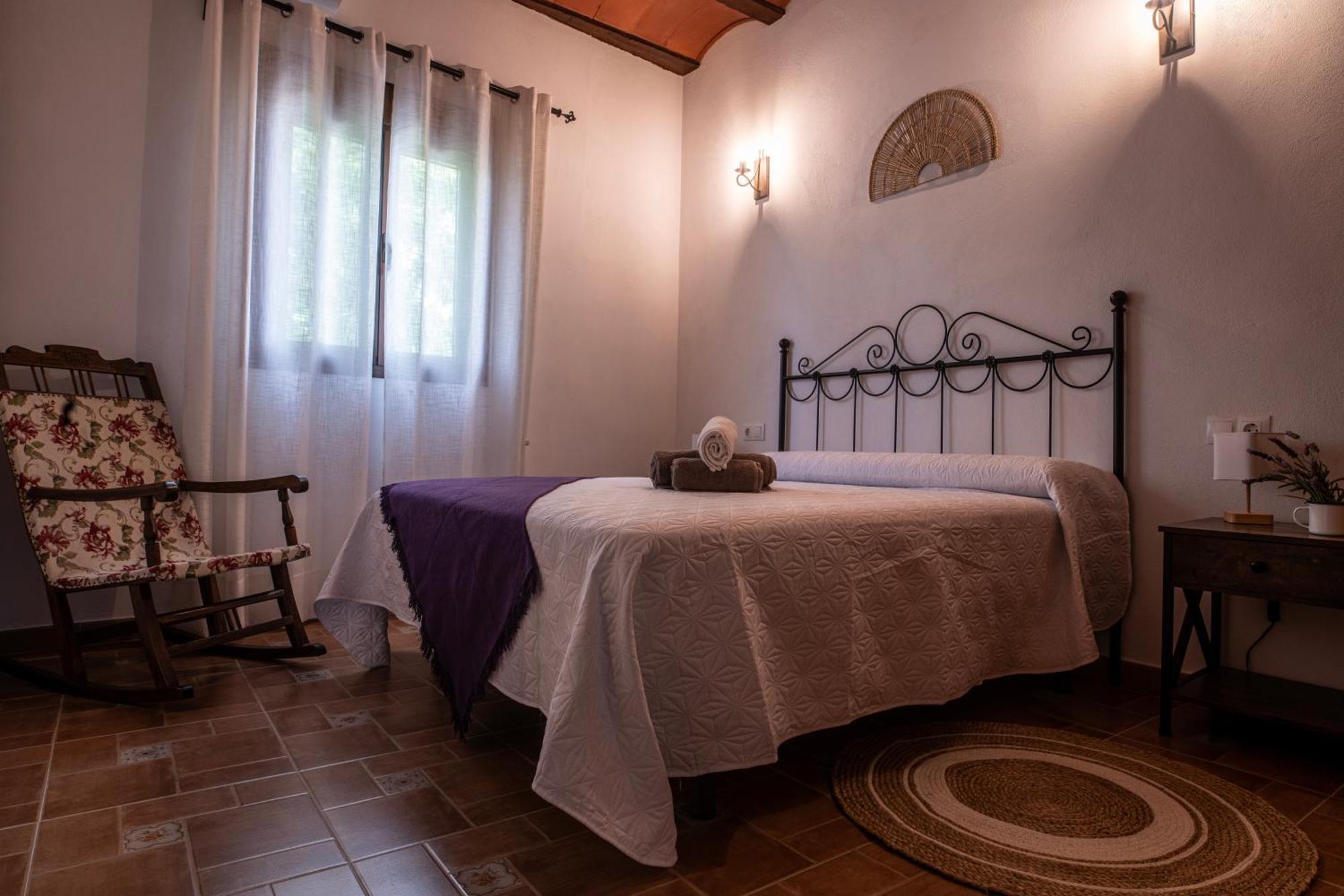 Alojamiento Turistico Loma Alta Cambil Ngoại thất bức ảnh