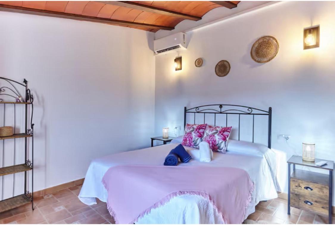 Alojamiento Turistico Loma Alta Cambil Ngoại thất bức ảnh